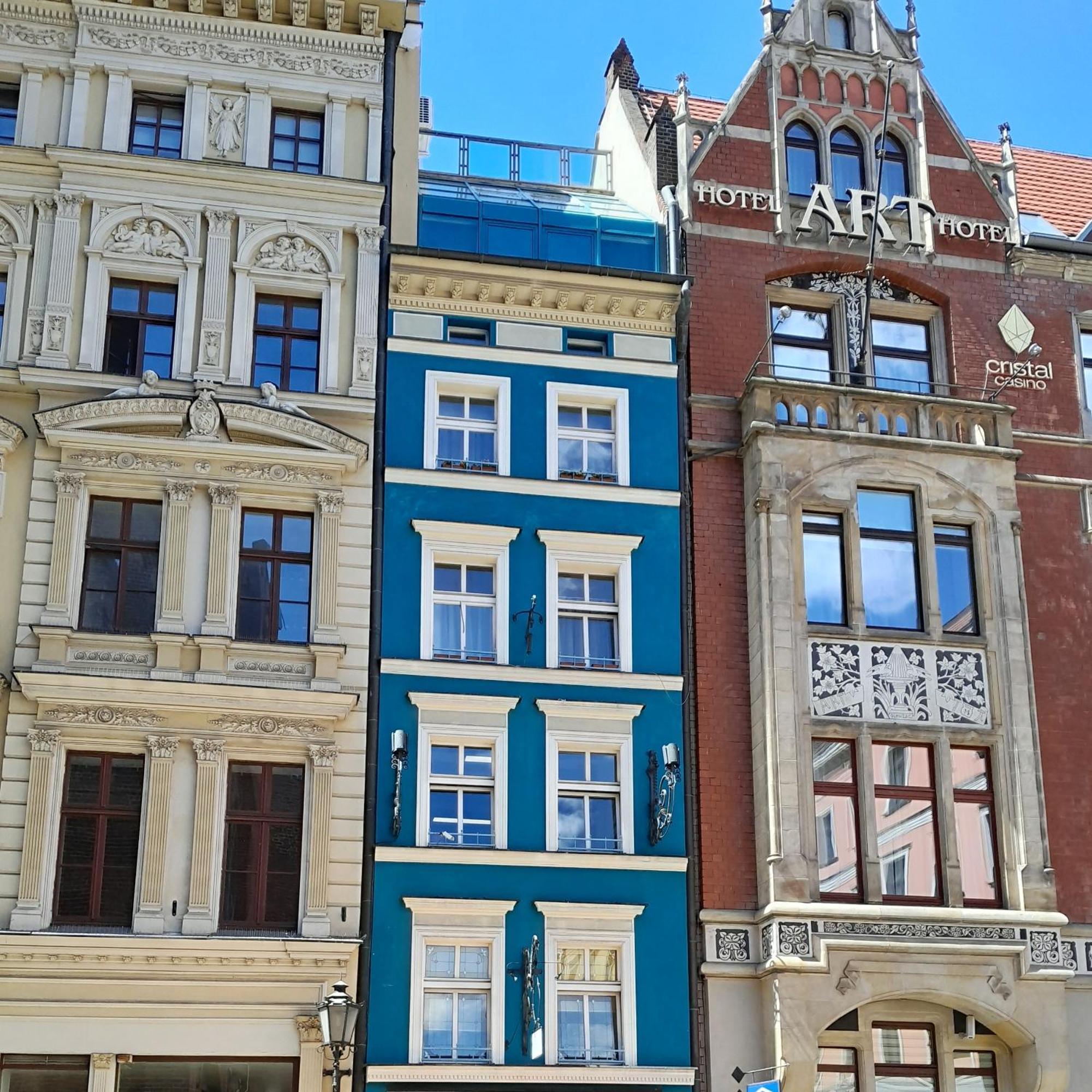 Academus Pub & Guest House Wroclaw Bagian luar foto